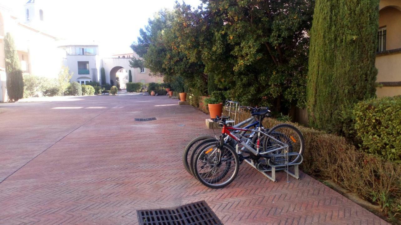 Charmant T2 Climatise Avec Belle Vue , Golf De Pont-Royal Mallemort Exterior foto